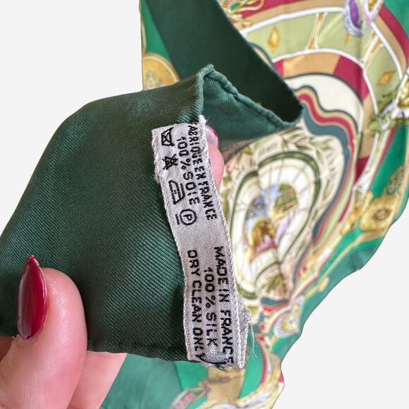 Hermes La Ronde des Heures/ Parmi les Fleurs Silk Scarf, Carre 90 - Picture 13 of 15